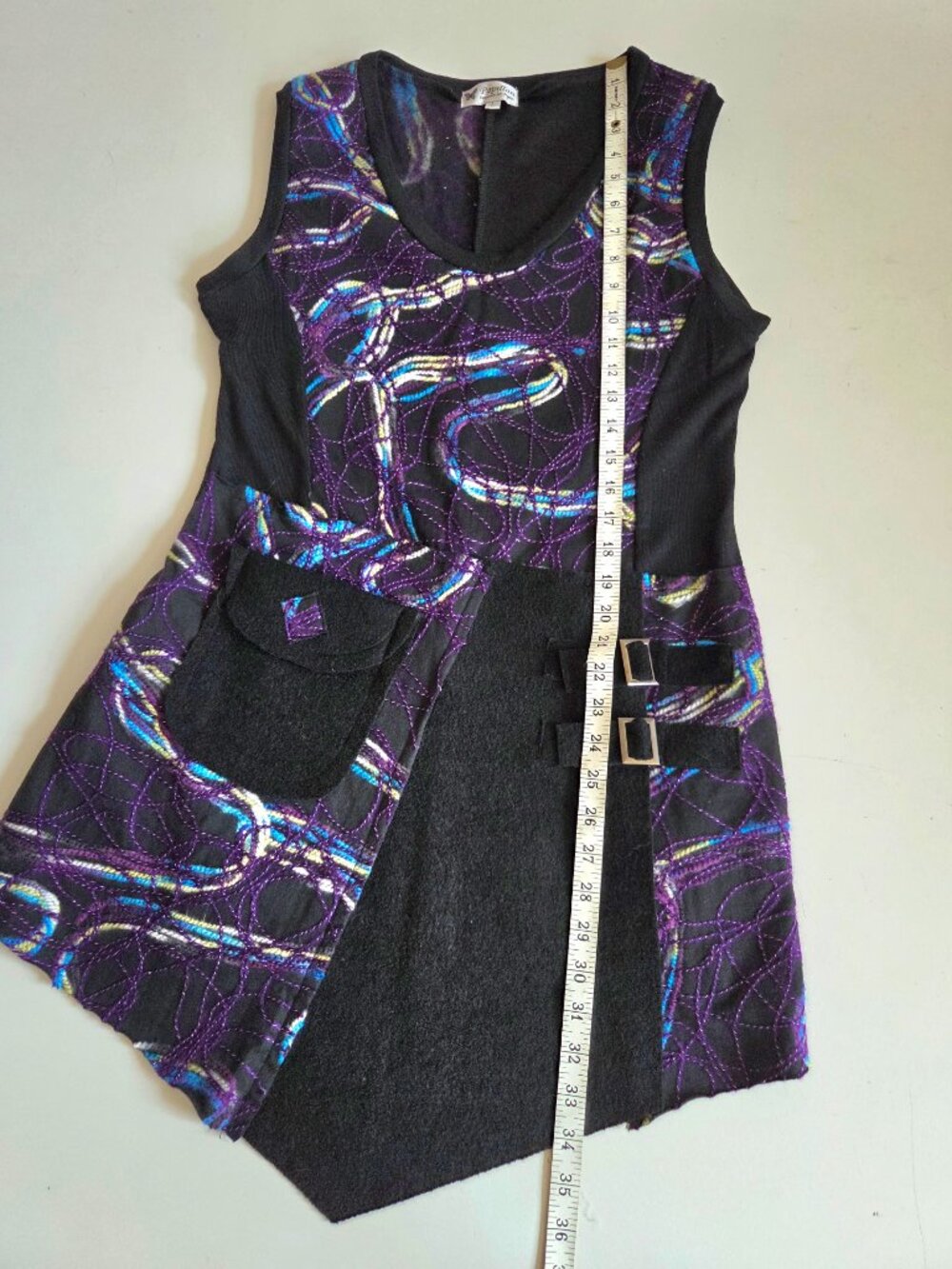 Papillon black/purple chain link pattern fabric tunic with asymmetric hem - Picture 12 of 12